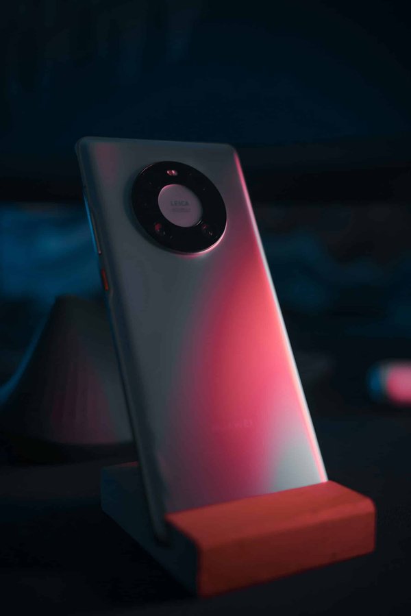 Comment activer la suppression du bruit ambiant sur les appels avec un Huawei Mate 40 Pro?